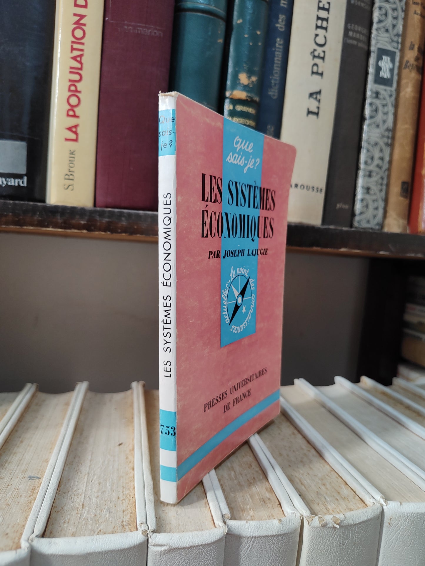 Lajugie - Les systèmes économiques