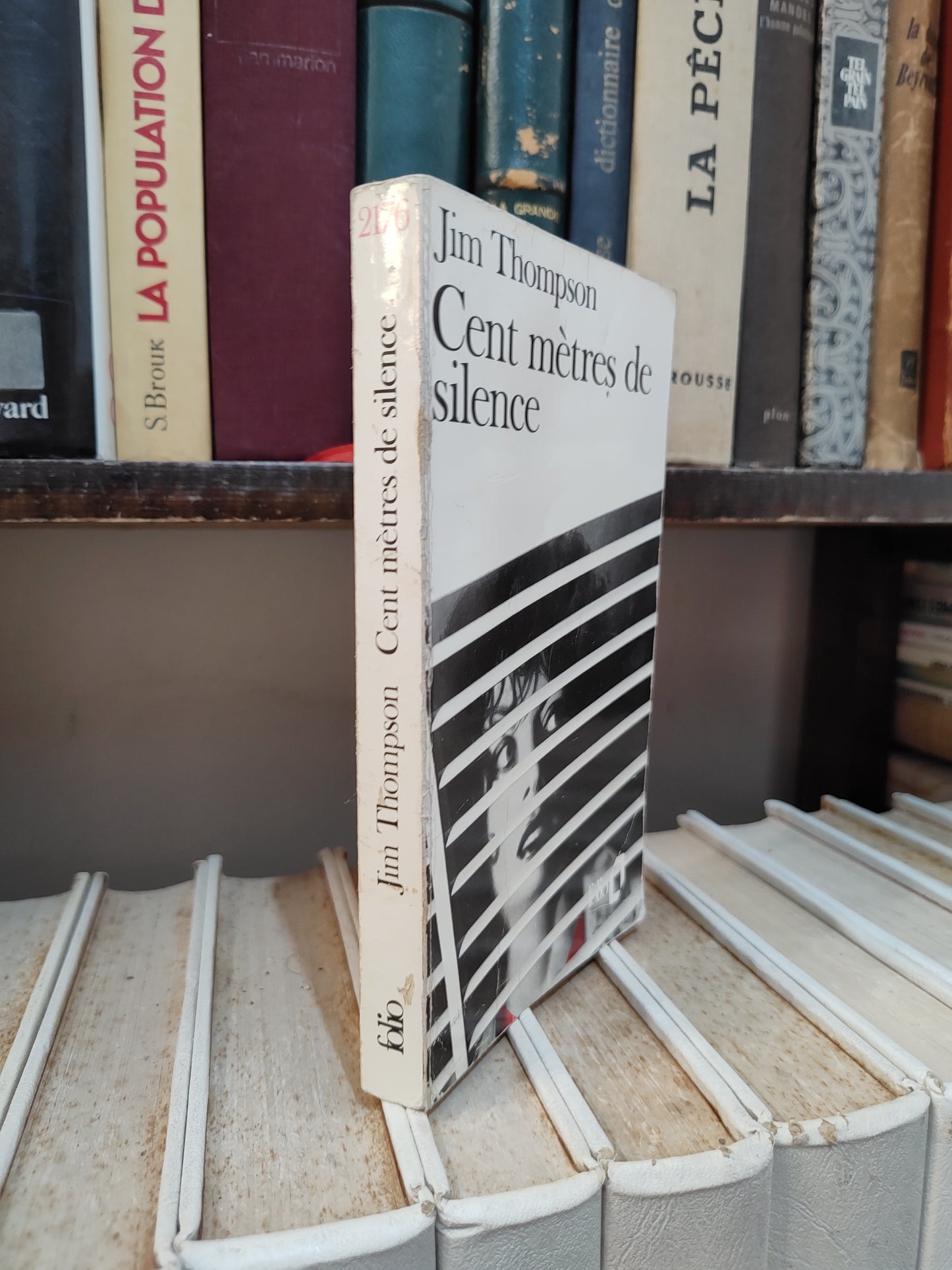 Thompson - Cent mètres de silence