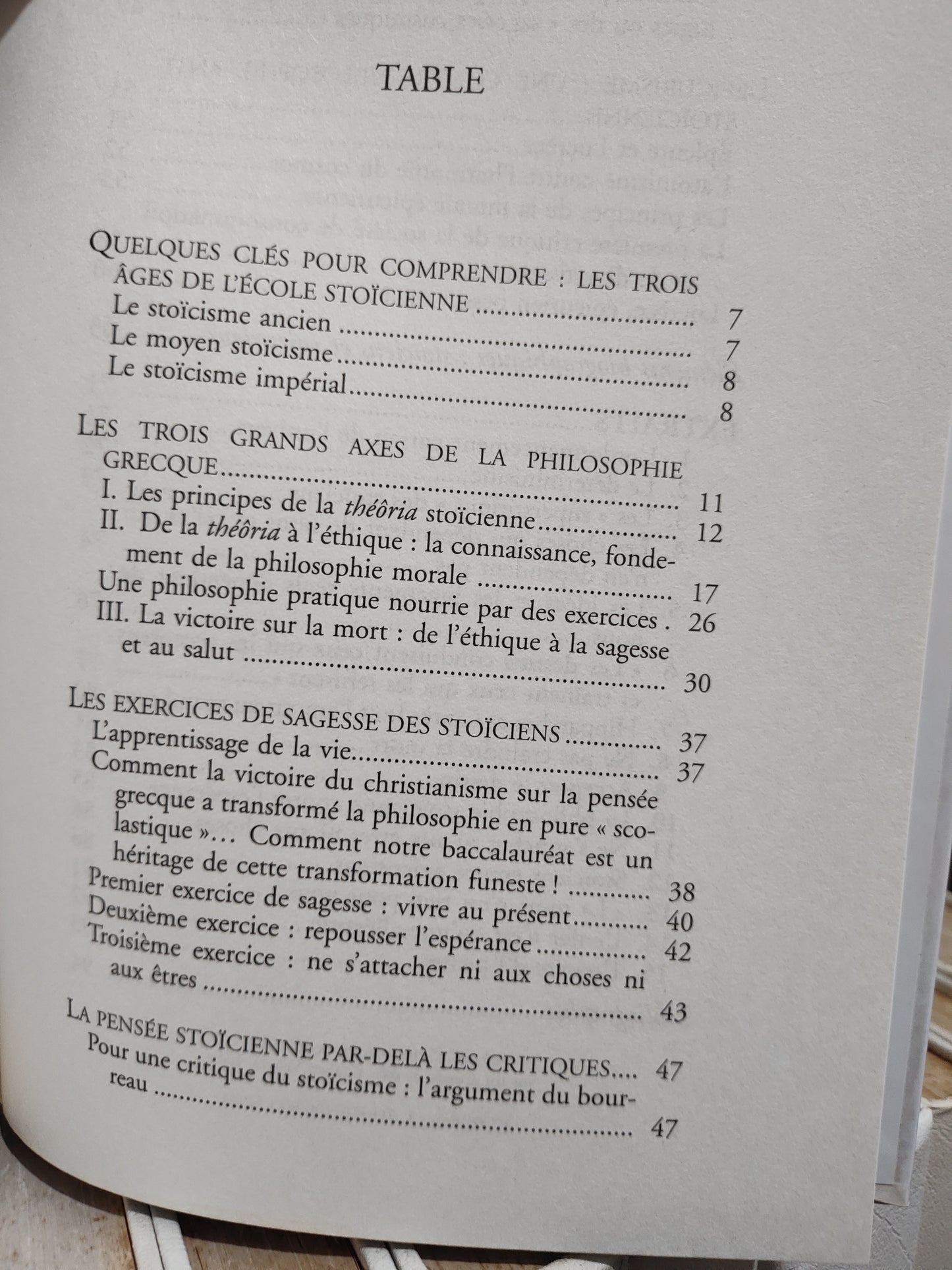 Ferry - Epicuriens et stoïciens (sans cd)