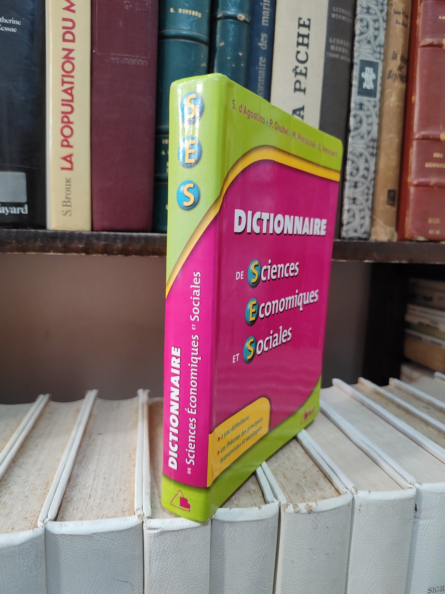 Agostino - Dictionnaire des sciences économiques et sociales