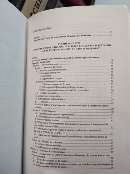Armand - Les contrats de services bancaires et d'investissement des collectivités locales