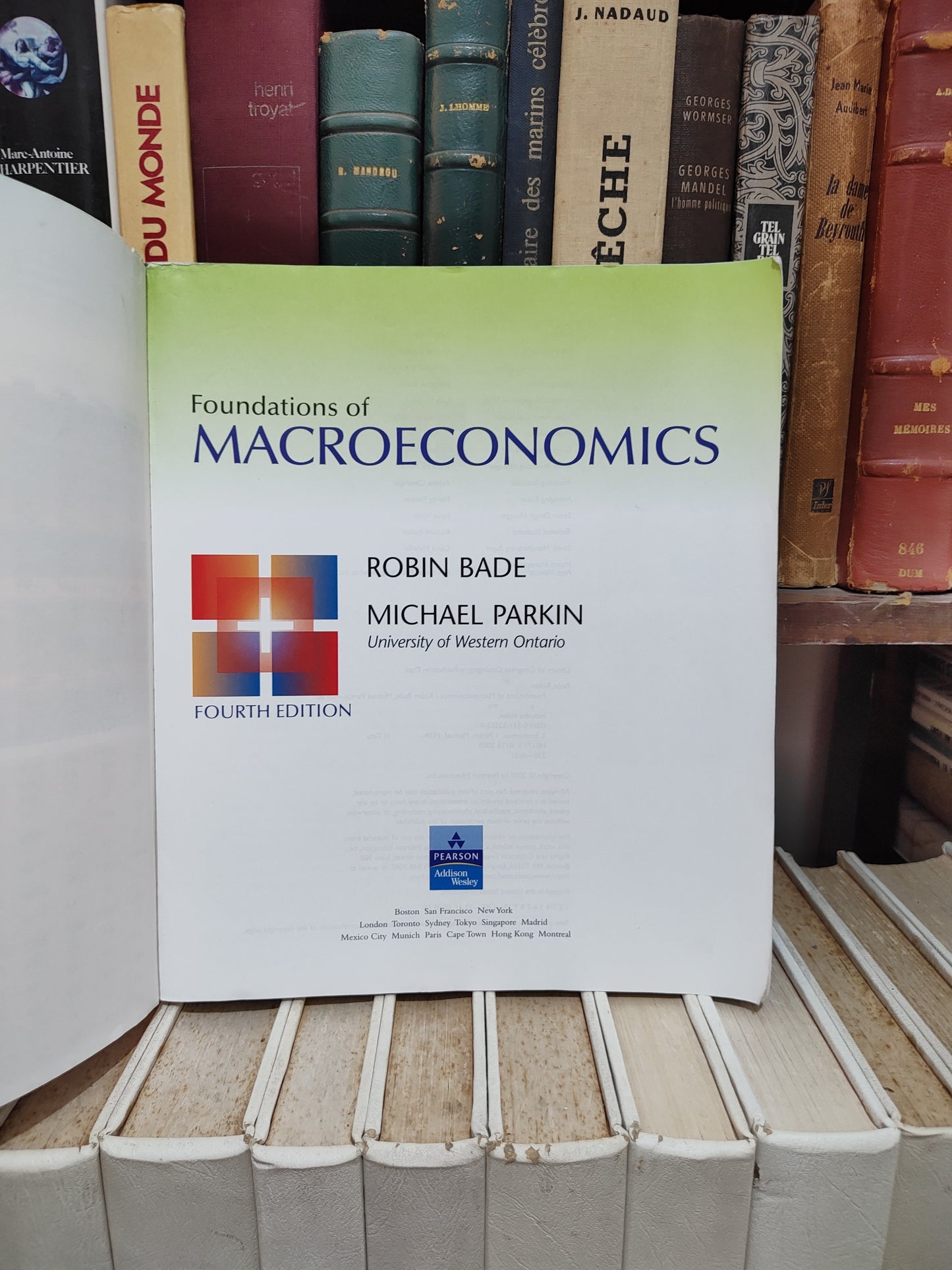 Bade - Fondations of Marcoeconomics
