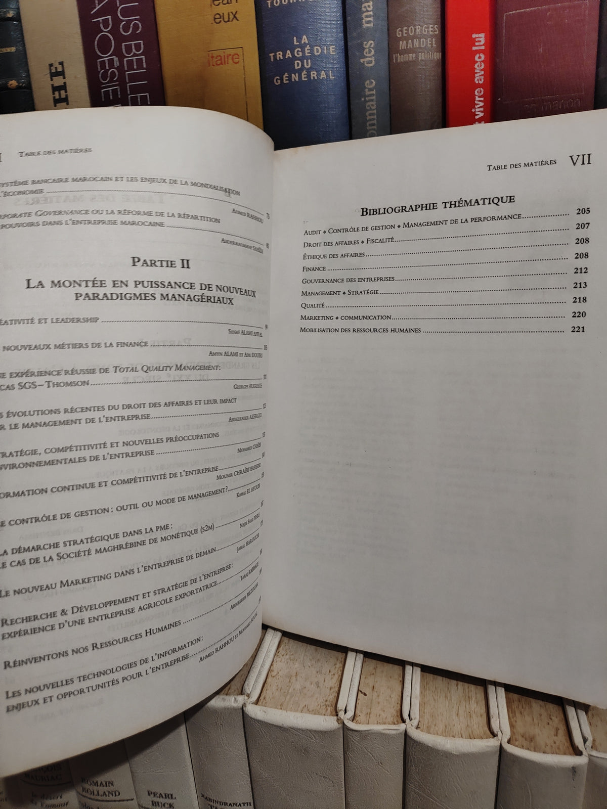 Belkahia - Paroles de managers