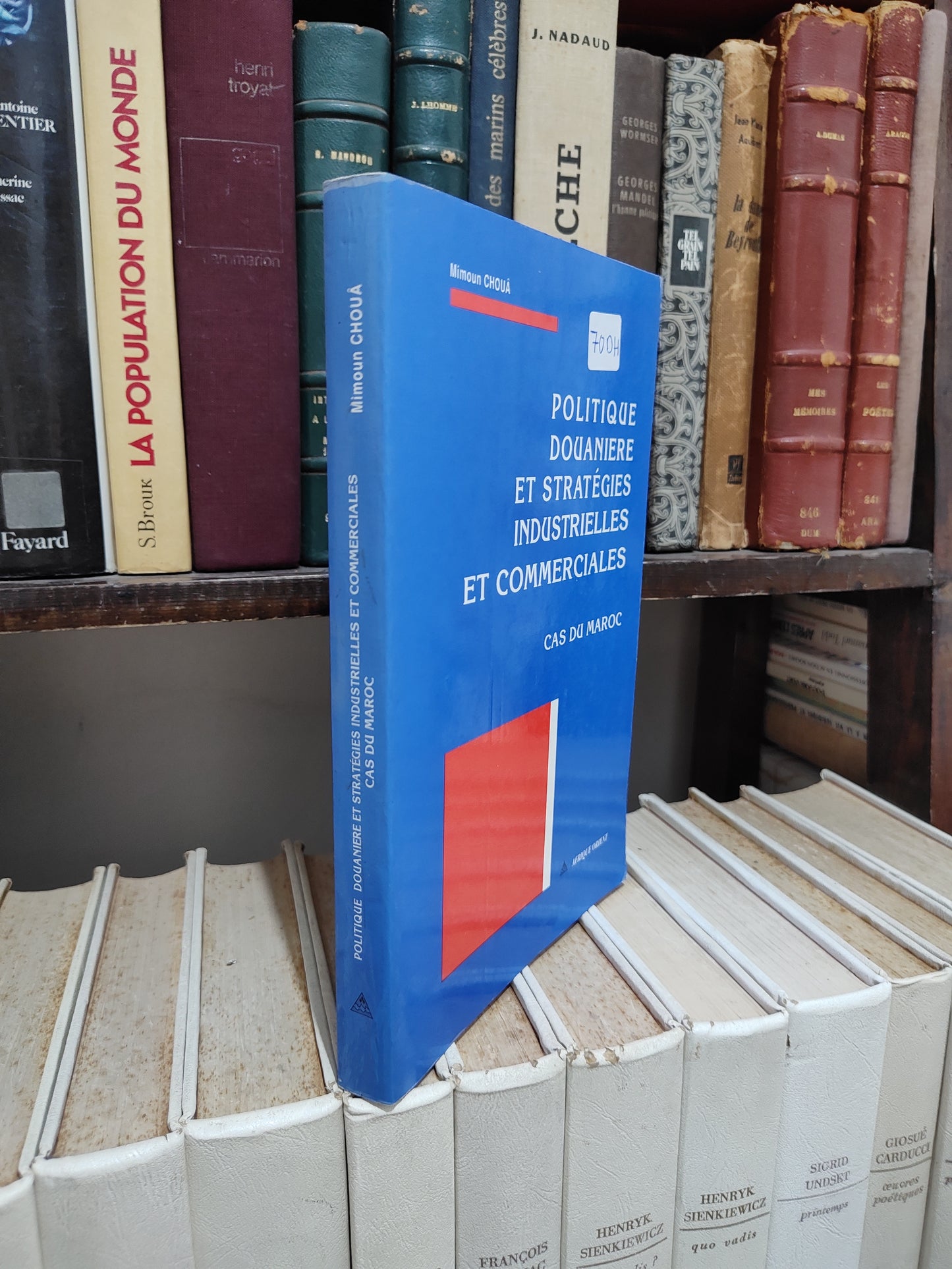 Choua - Politique douanière et stratégies industrielles et commerciales : cas du Maroc