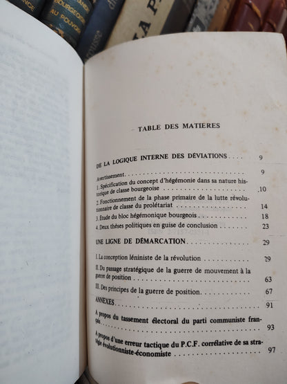 Coin - Éléments pour une stratégie de guerre de position : Deux études du matérialisme historique