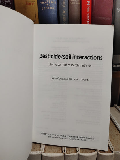 Comejo - Pesticide/soil interactions : some current research methods