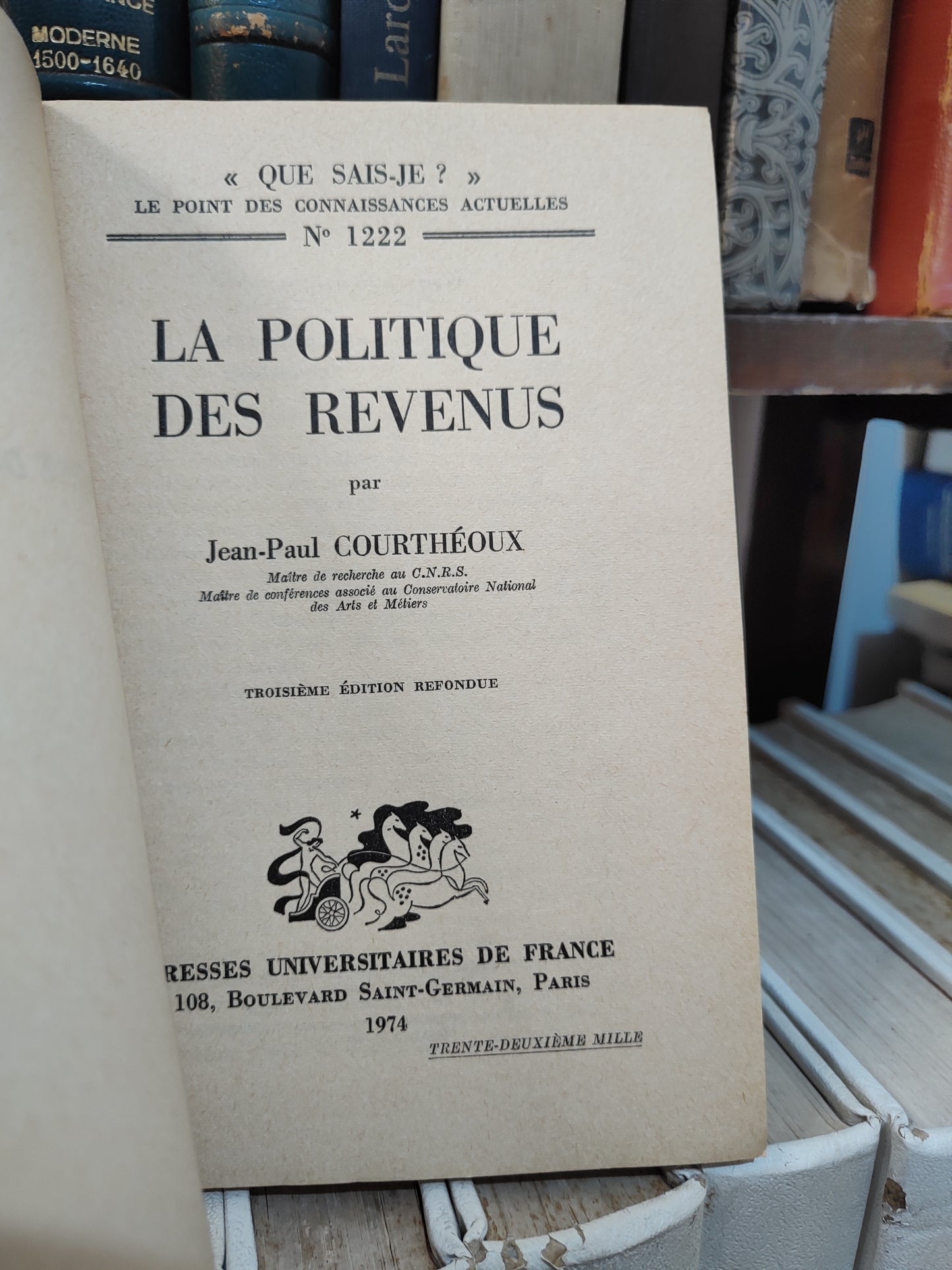 Courthéoux - La politique des revenus ; que sais-je