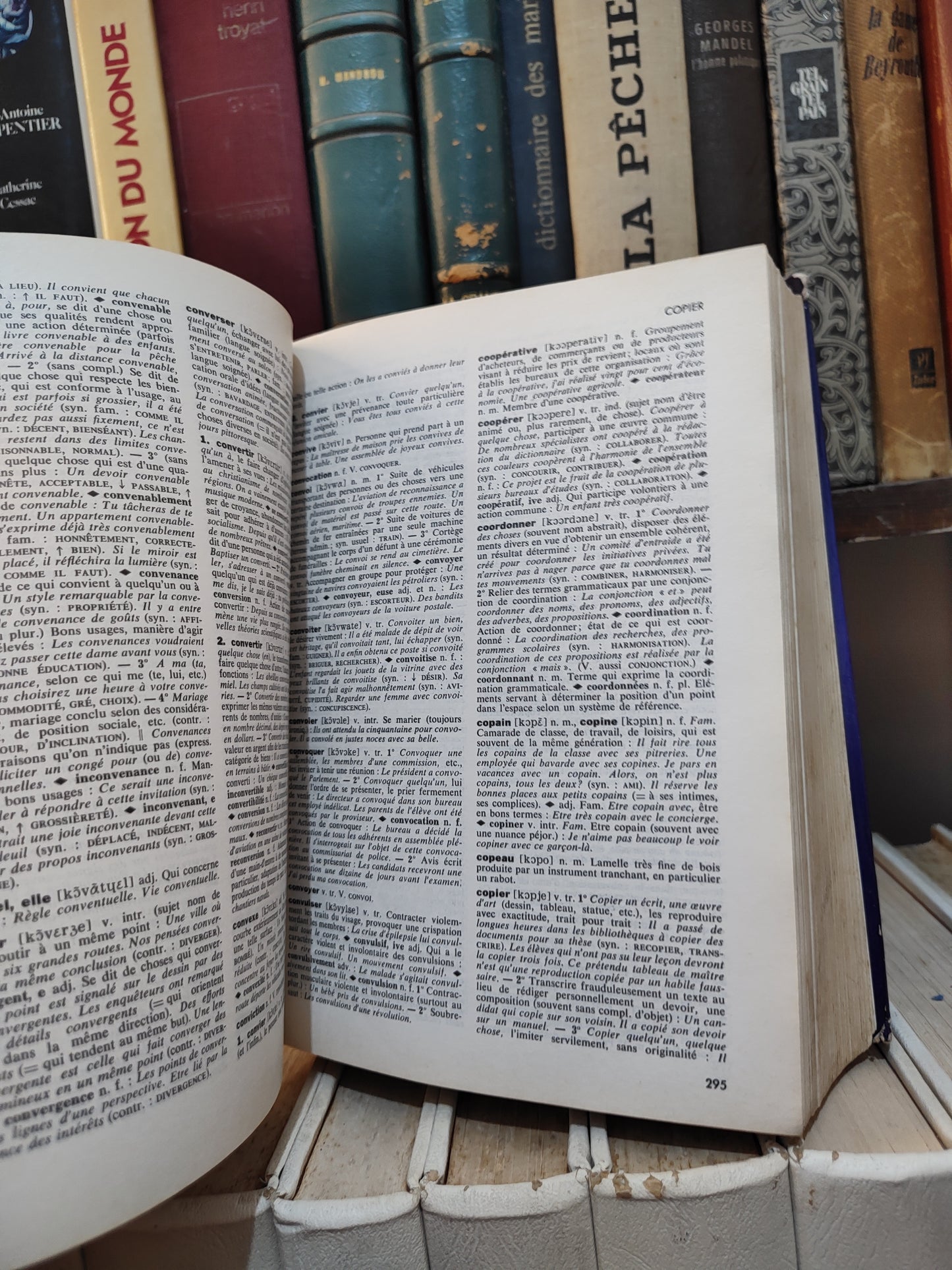 DFC Dictionnaire du français contemporain Manuel et travaux pratique