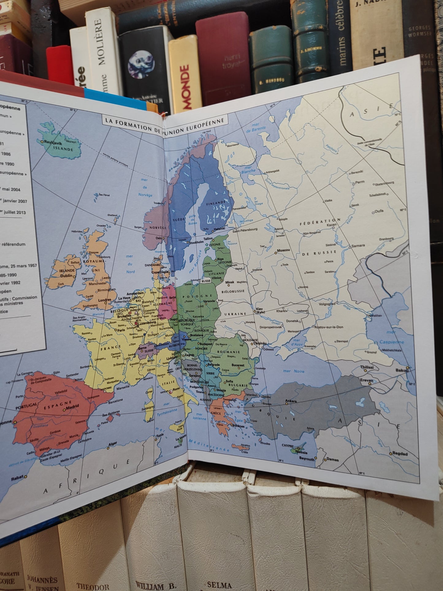 Dictionnaire Hachette 2014