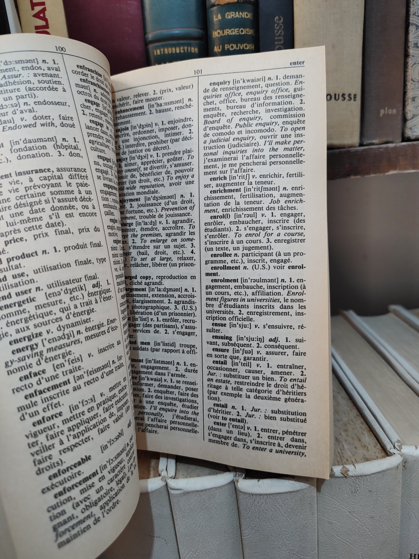 Dictionnaire économique commercial et financier
