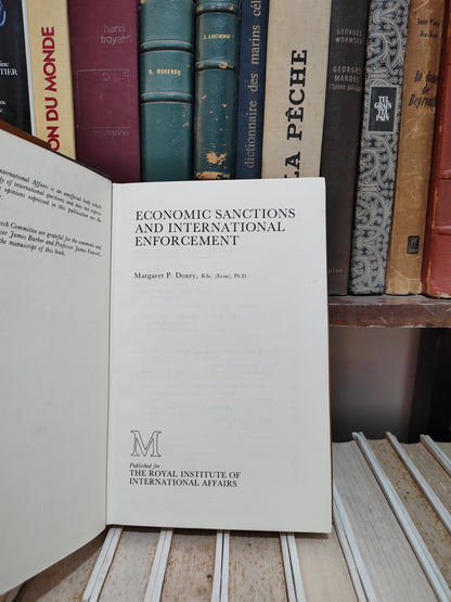 Doxey - Economic sanctions and international tenforcement