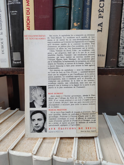 Dumont - développement et socialismes