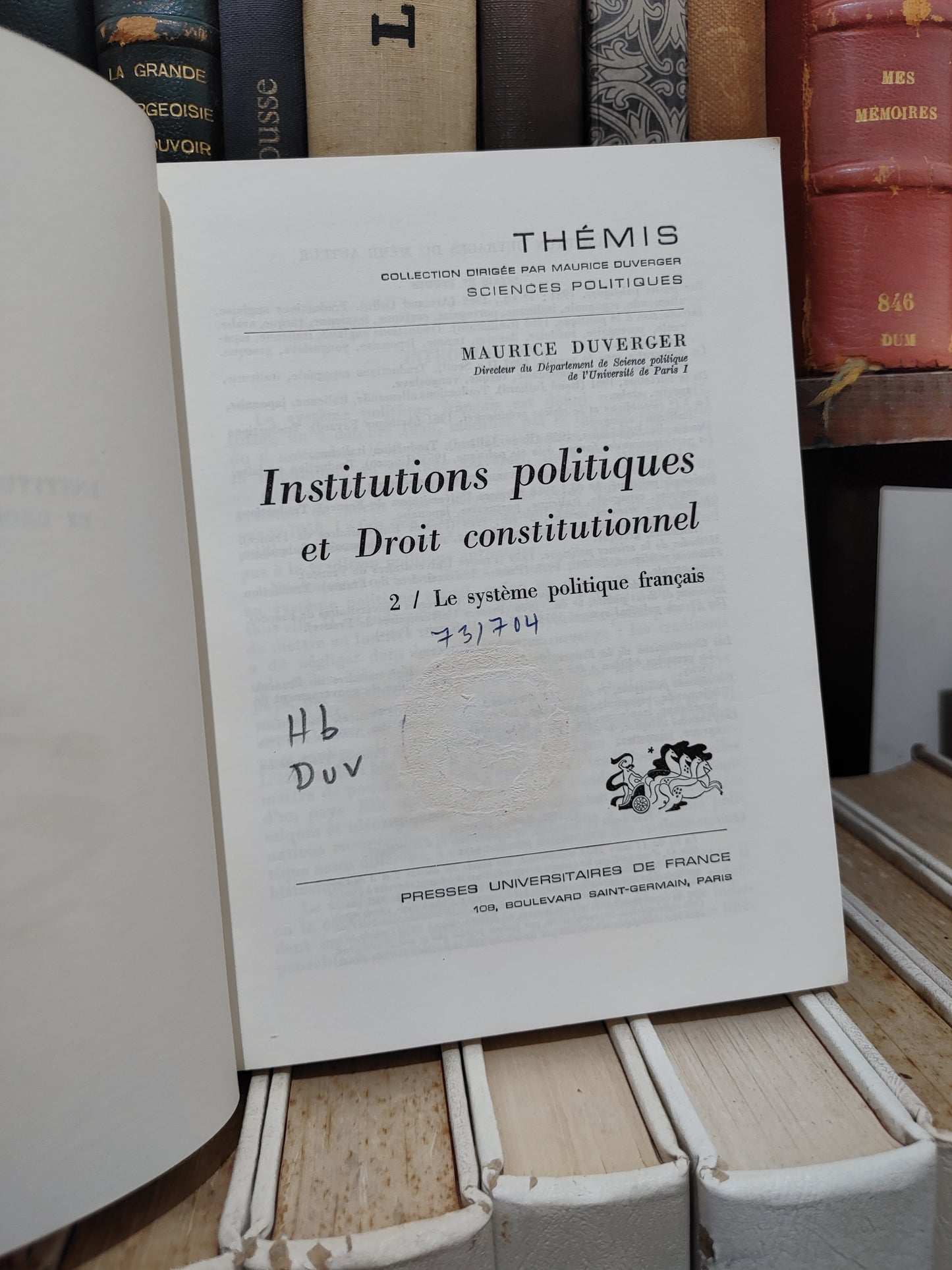 Duverger - Institutions Politiques 1;2 THEMIS