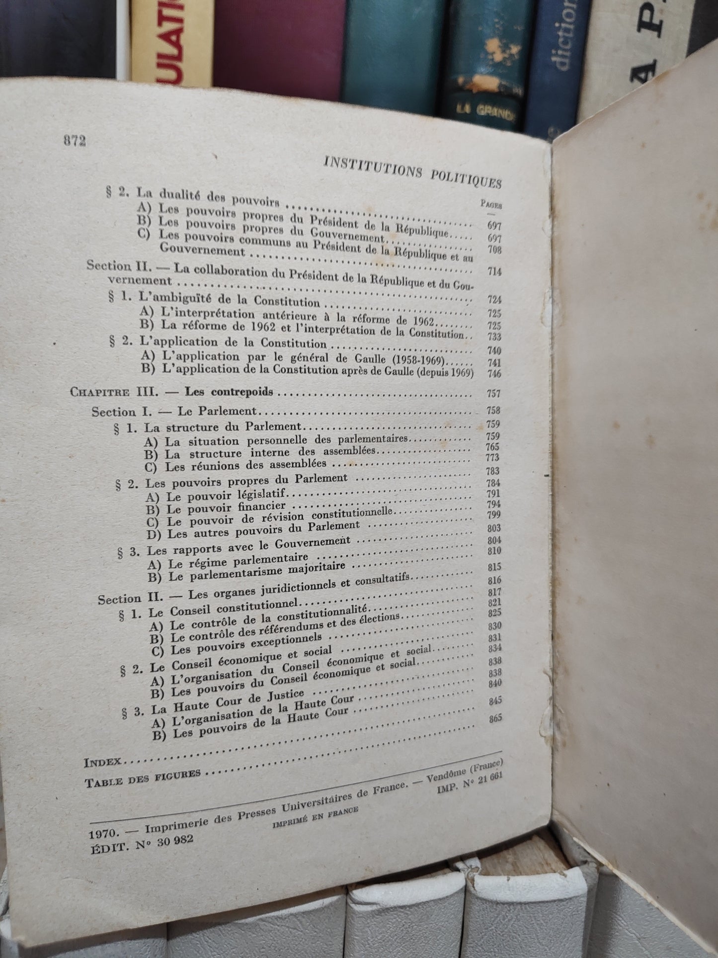 Duverger - Instititions Politiques  THEMIS