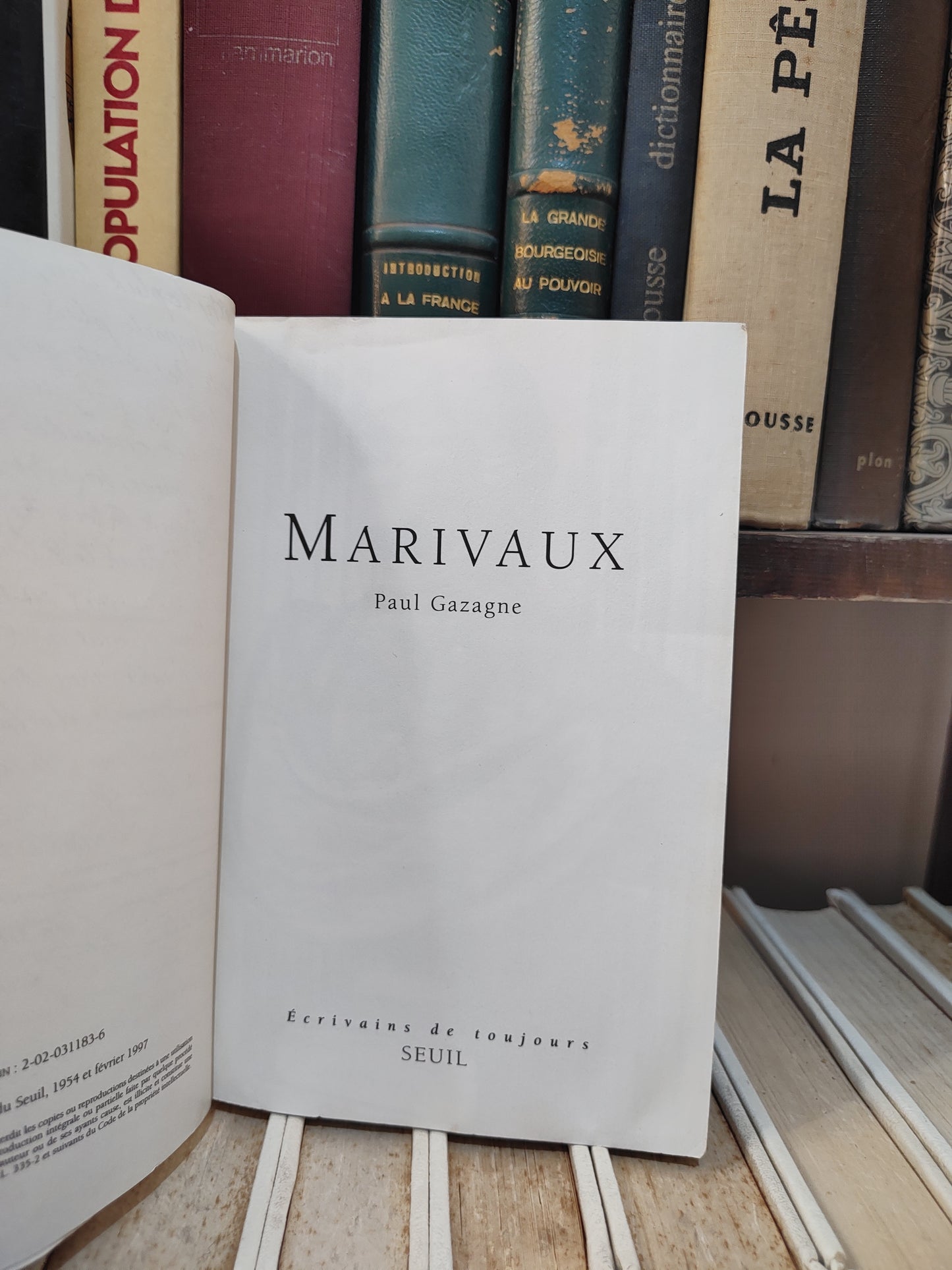 Gazane - Marivaux ; Écrivains de toujours