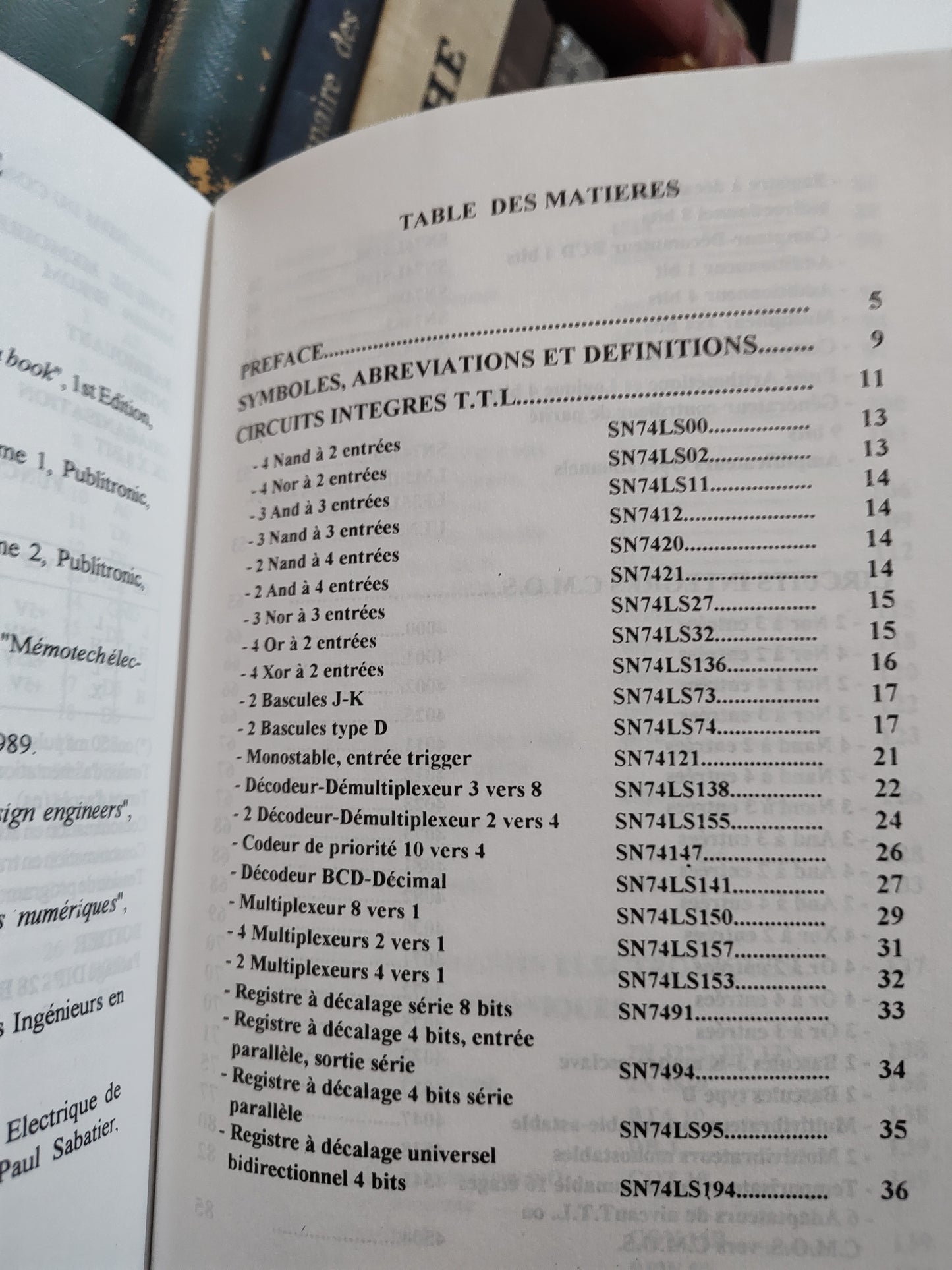 Manuel des caractéristiques des circuits intégrés
