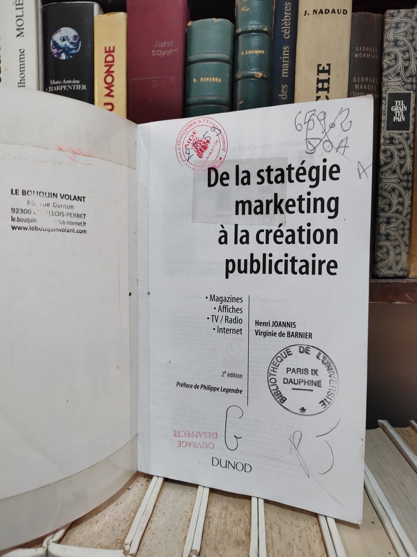Joannis - De la stratégie marketing à la création publicitaire