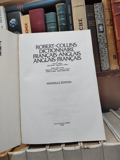 Le Robert et Collins Dictionnaire Français Anglais / English French