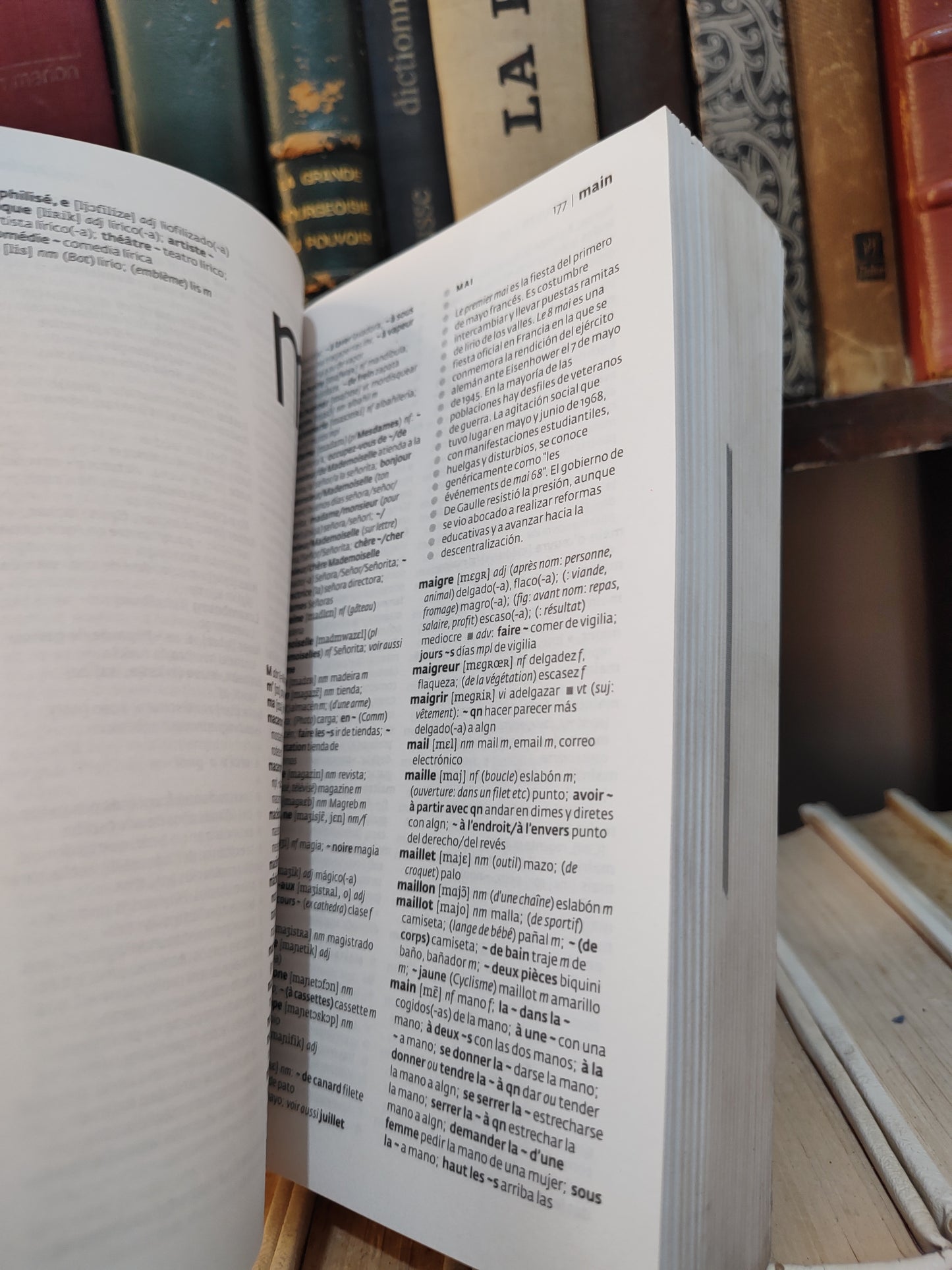 Le Robert et Collins Espagnole poche Français Espagnol / Espagnol Français