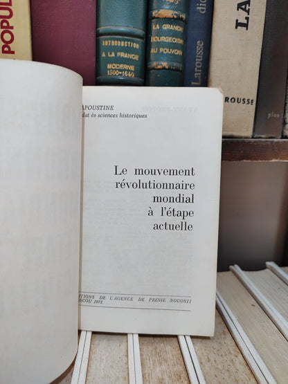 Le mouvement révolutionnaire mondial à l'étape actuelle