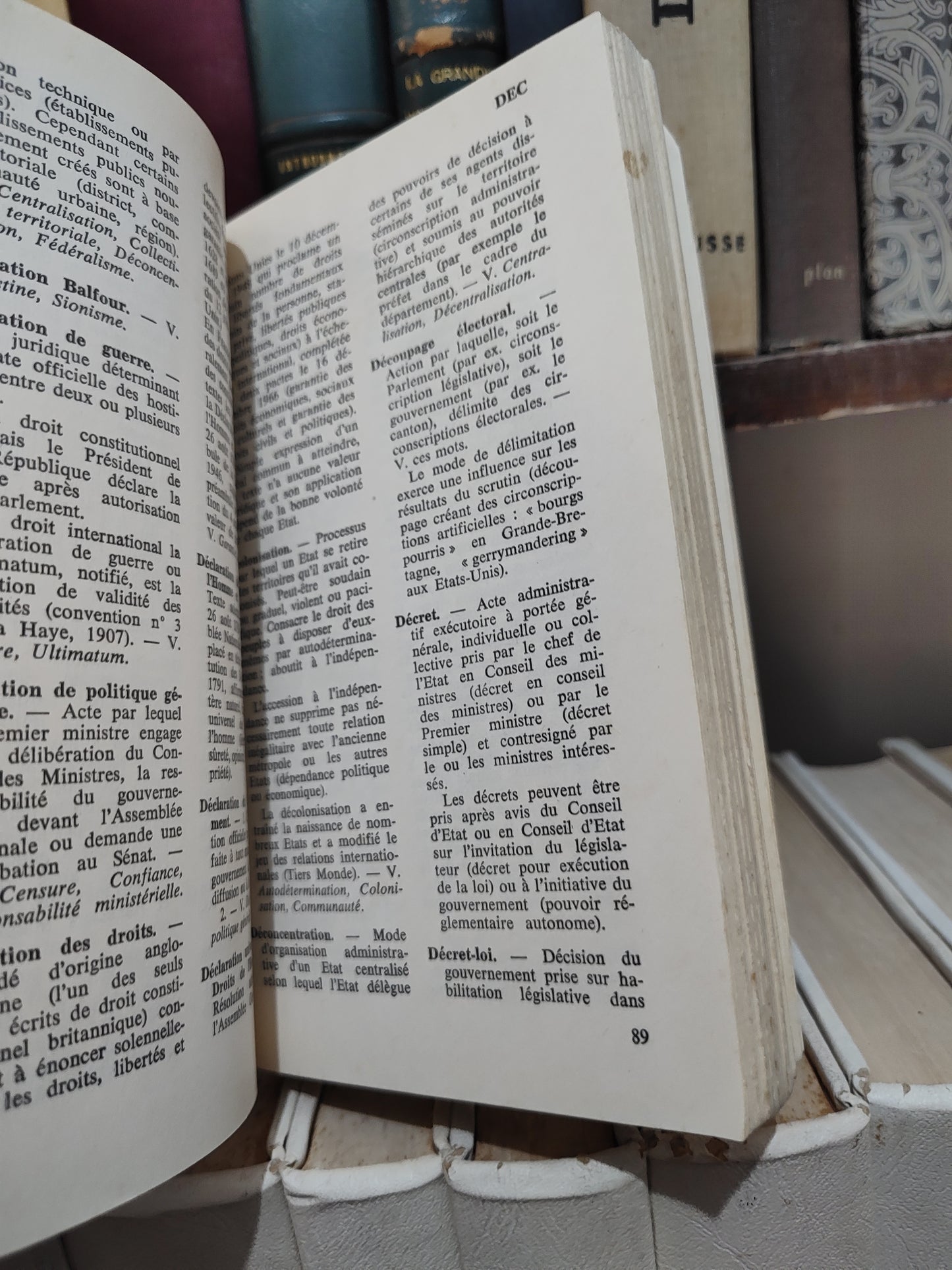 Lexique de termes politiques