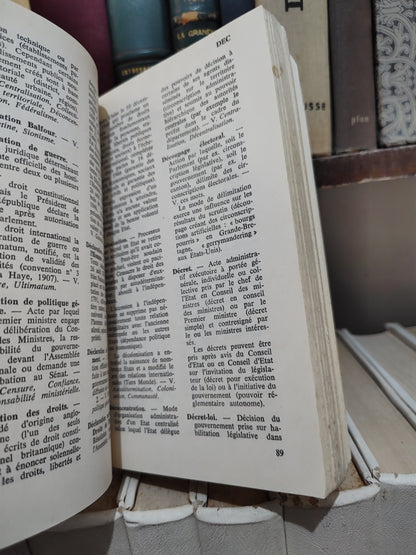 Lexique de termes politiques