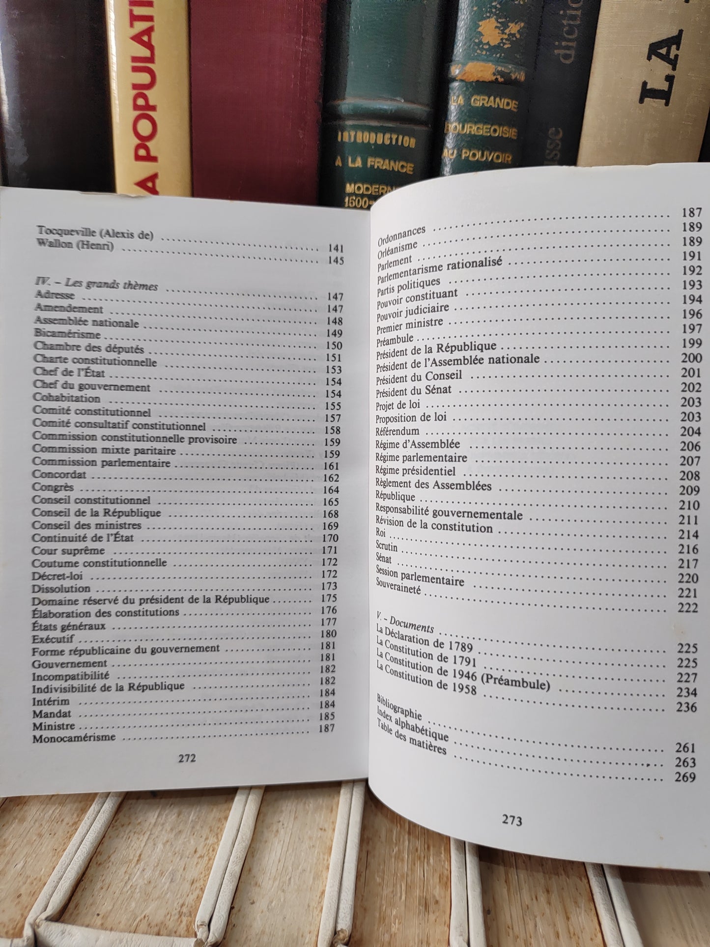 Linotte - Les constitutions français