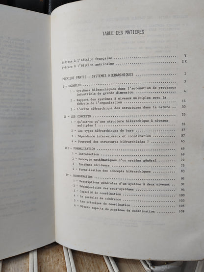 Mesarovic - Théorie des systèmes hiérarchiques a niveaux multiple