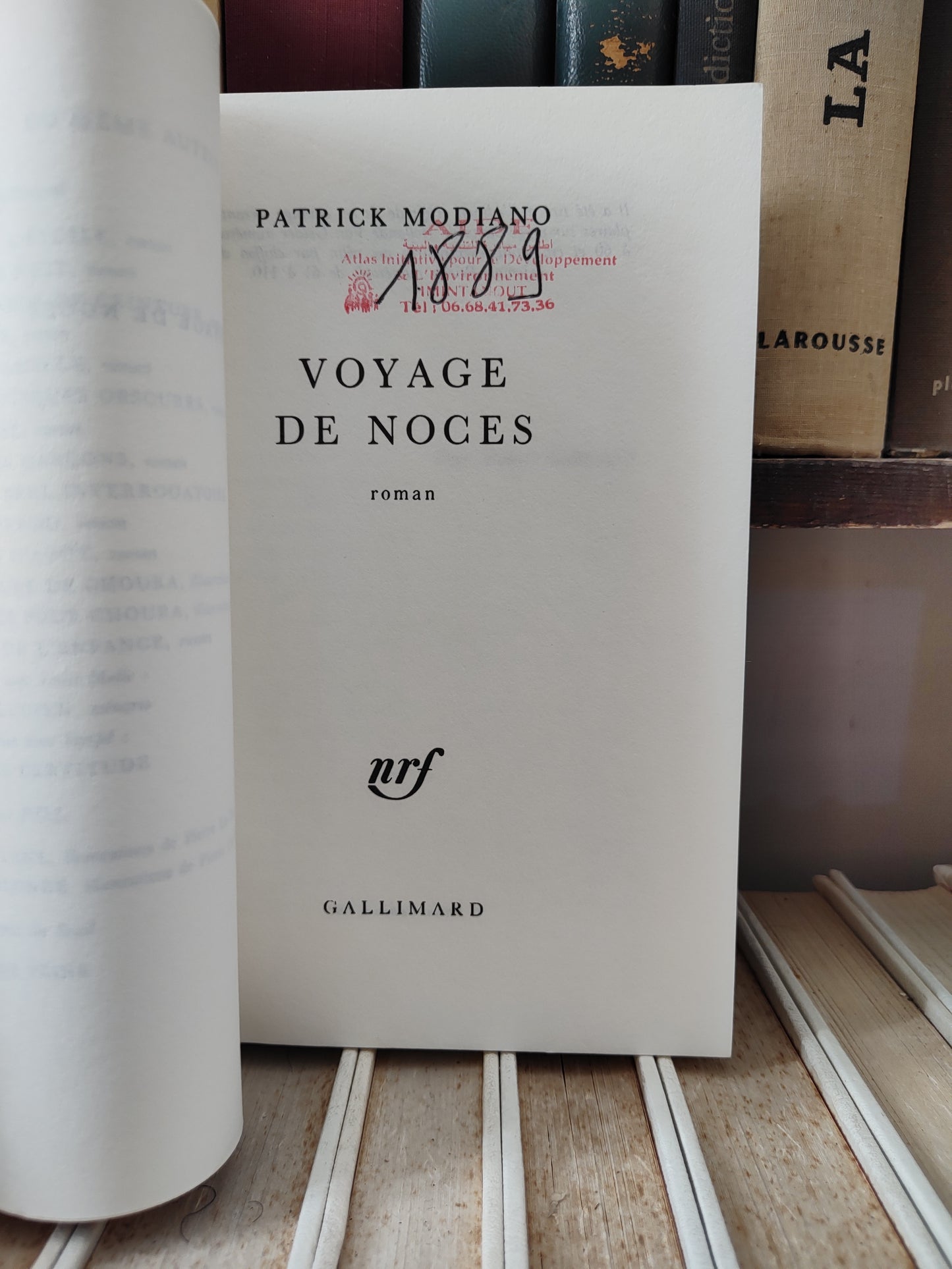 Modiano - Voyage de noces
