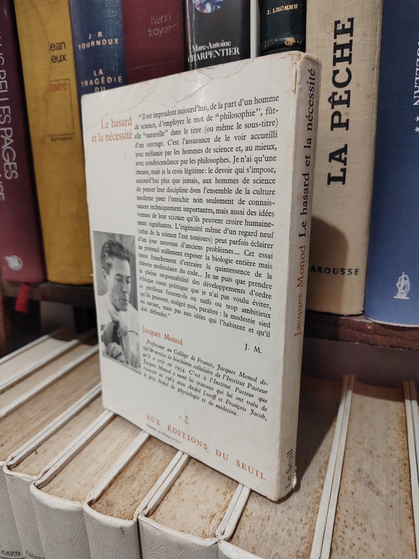 Monod - Le hasard et la nécessité : Essai sur la philosophie naturelle de la biologie moderne