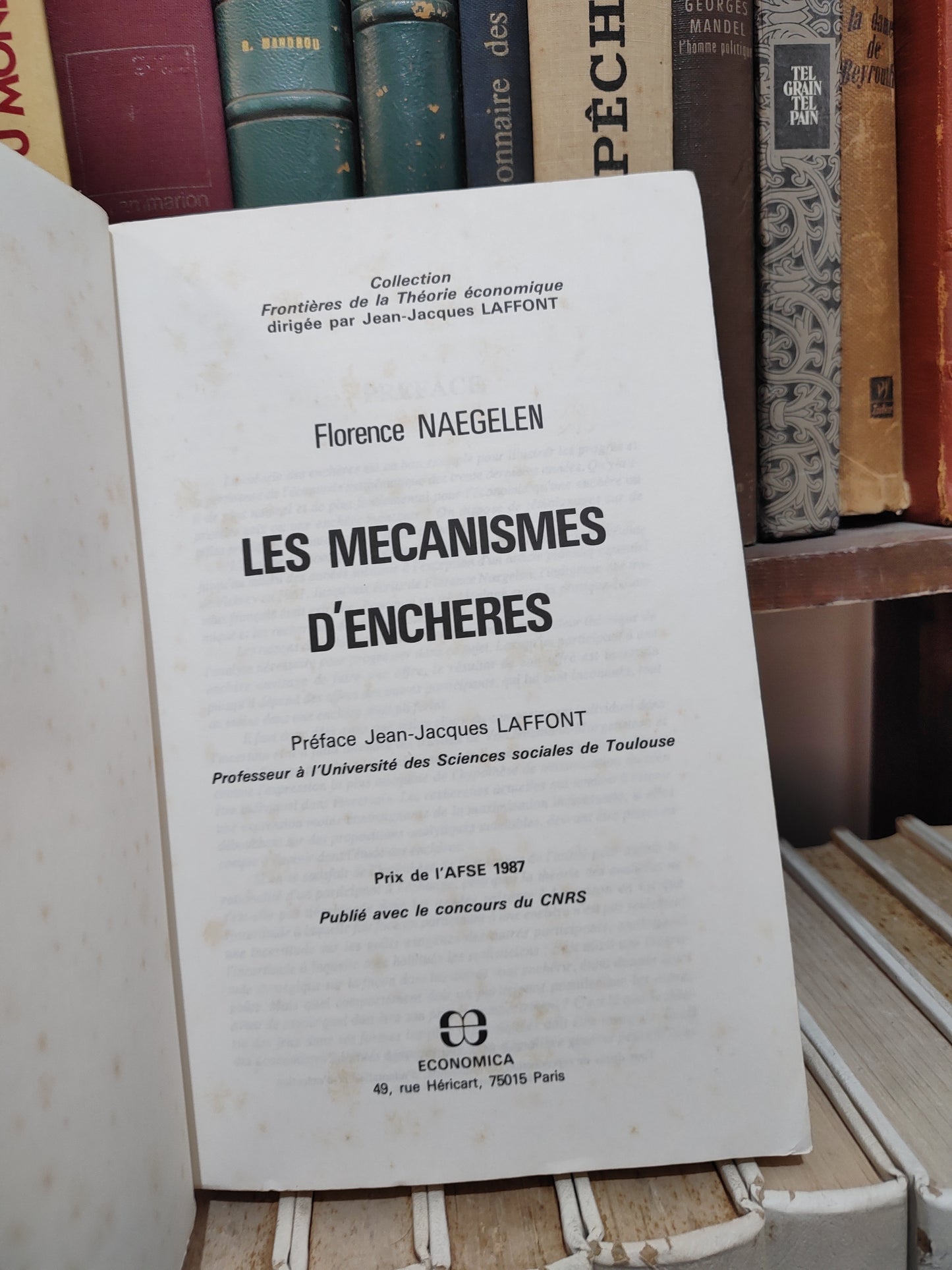 Naehelen - Les mécanismes d'enchères