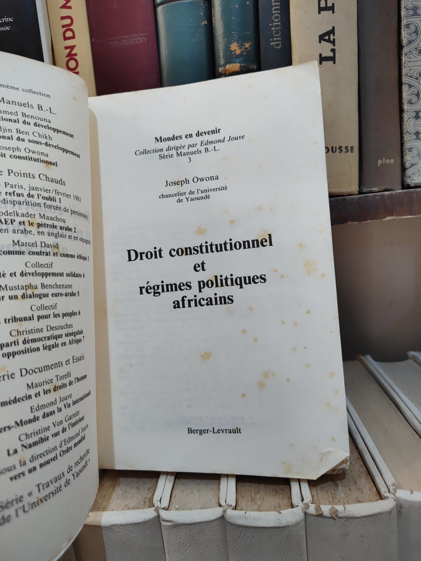 Owona - Droit constitutionnel et régimes politiques africains
