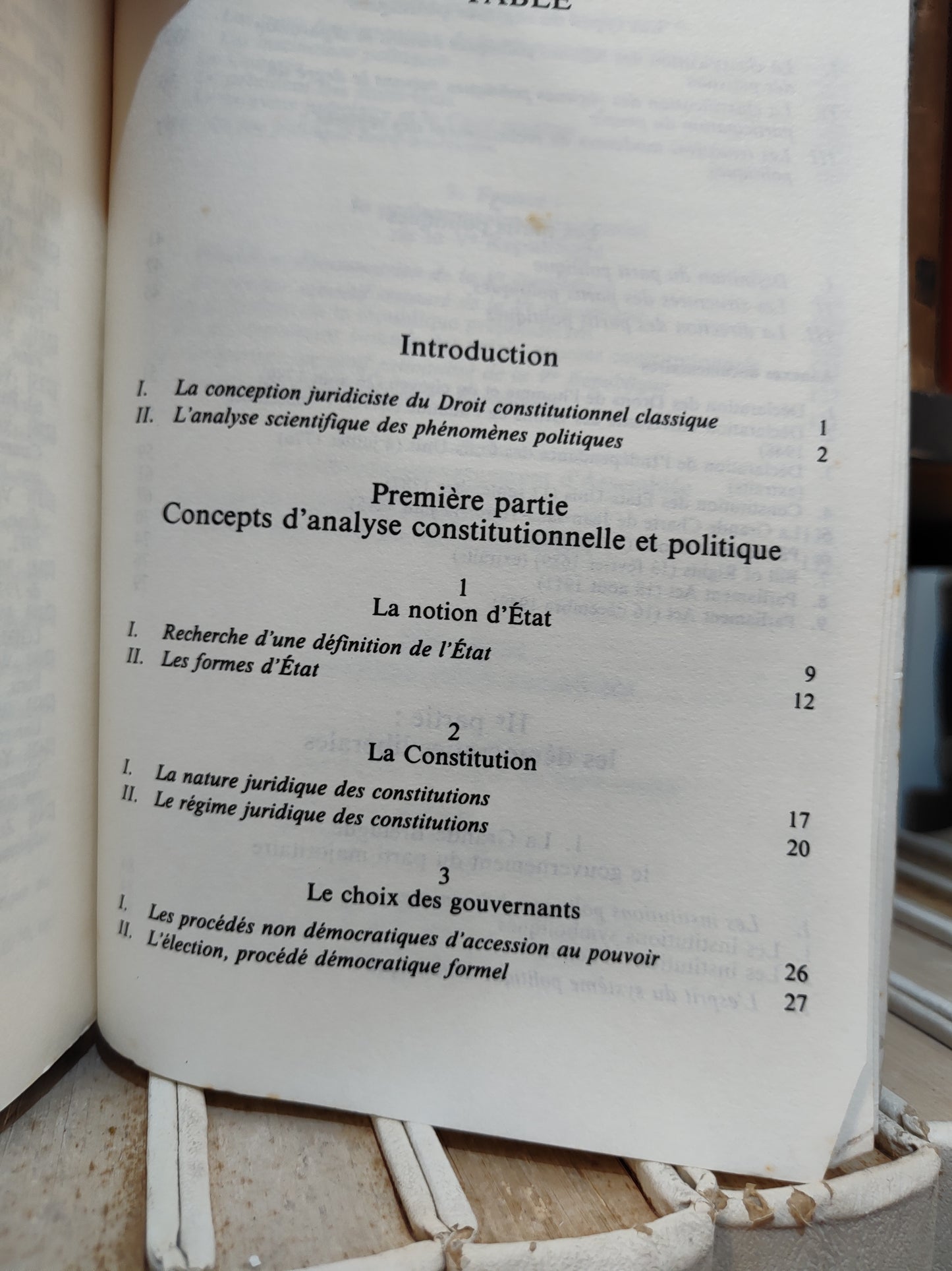 Owona - Droit constitutionnel et régimes politiques africains