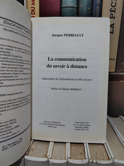 Perriault - La communication du savoir a distance