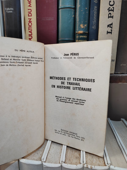 Perus - Méthodes et techniques de travail en histoire littéraire