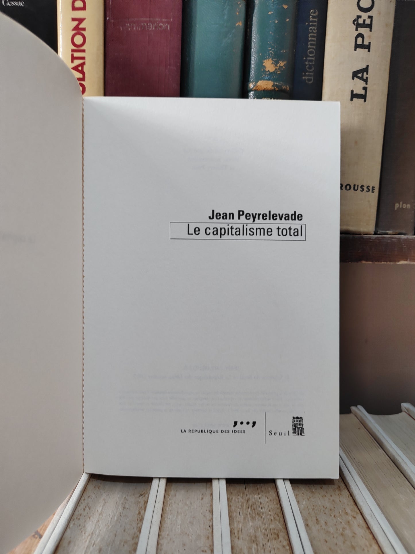Peyerlevade - Le capitalisme total
