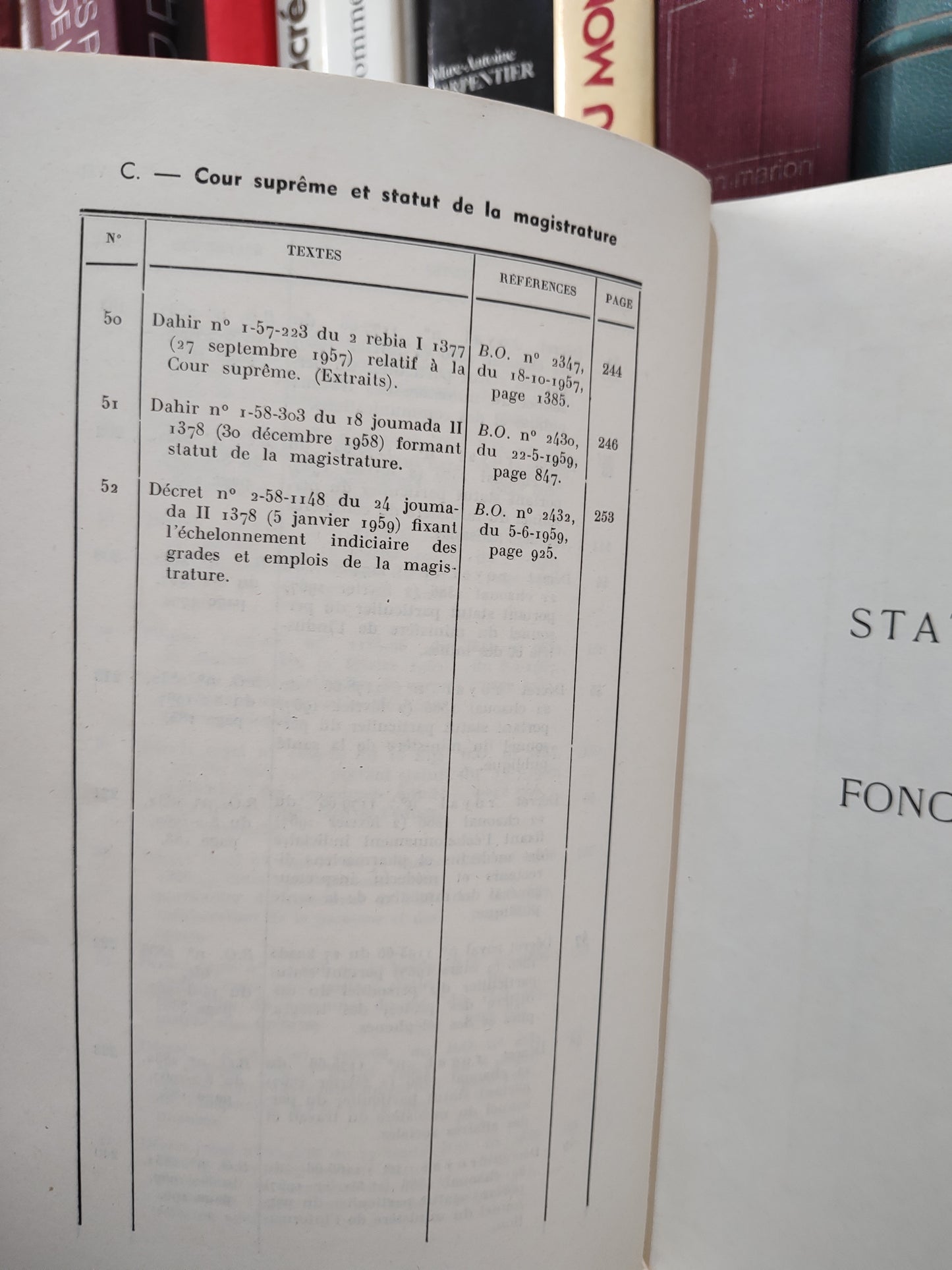 Réglementation générale et statuts particuliers des fonctionnaires des administrations publiques