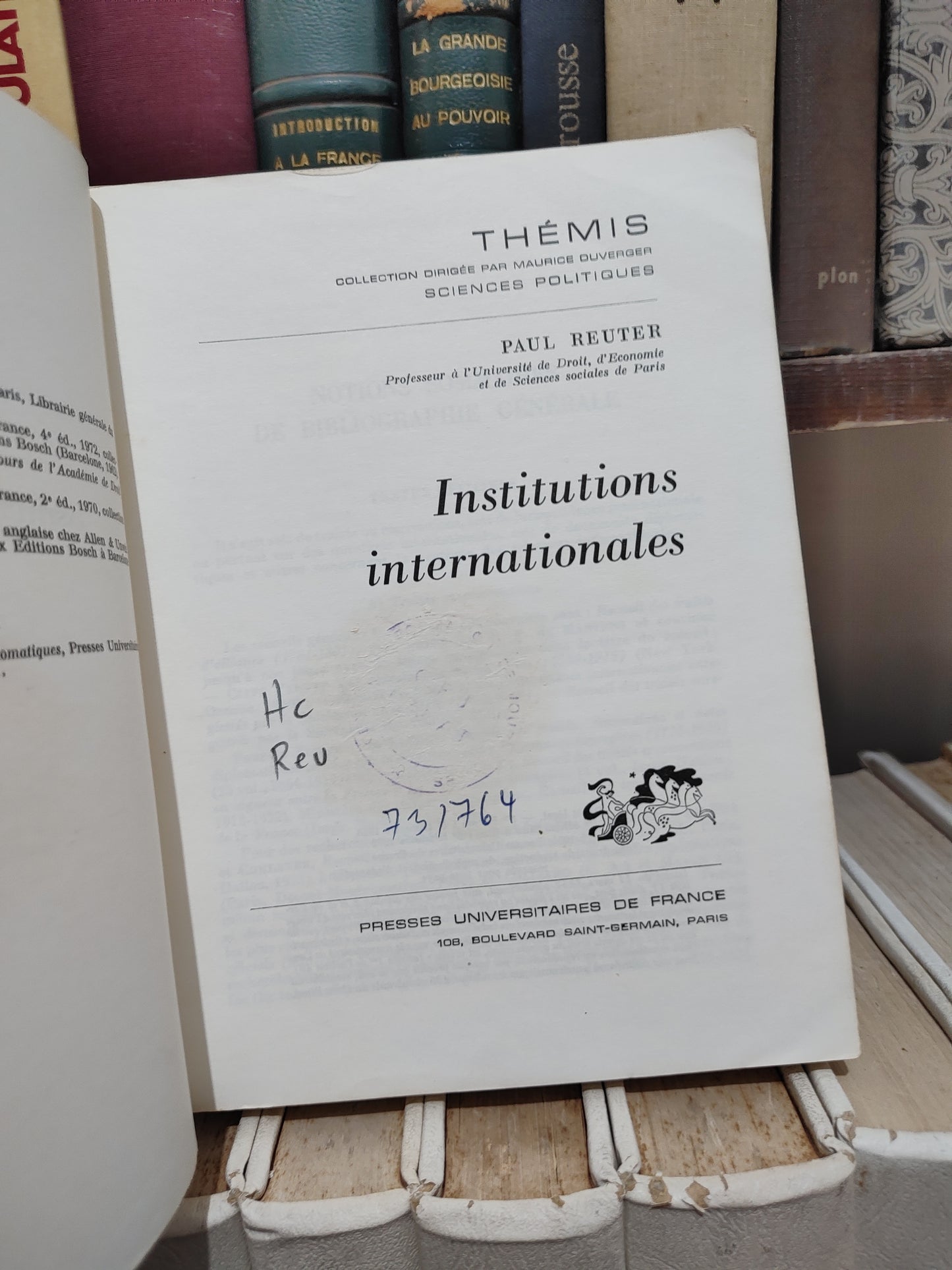 Reuter - Institutions internationales THEMIS