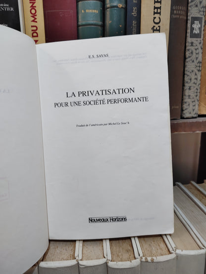 Savas - La privatisation pour une société performante
