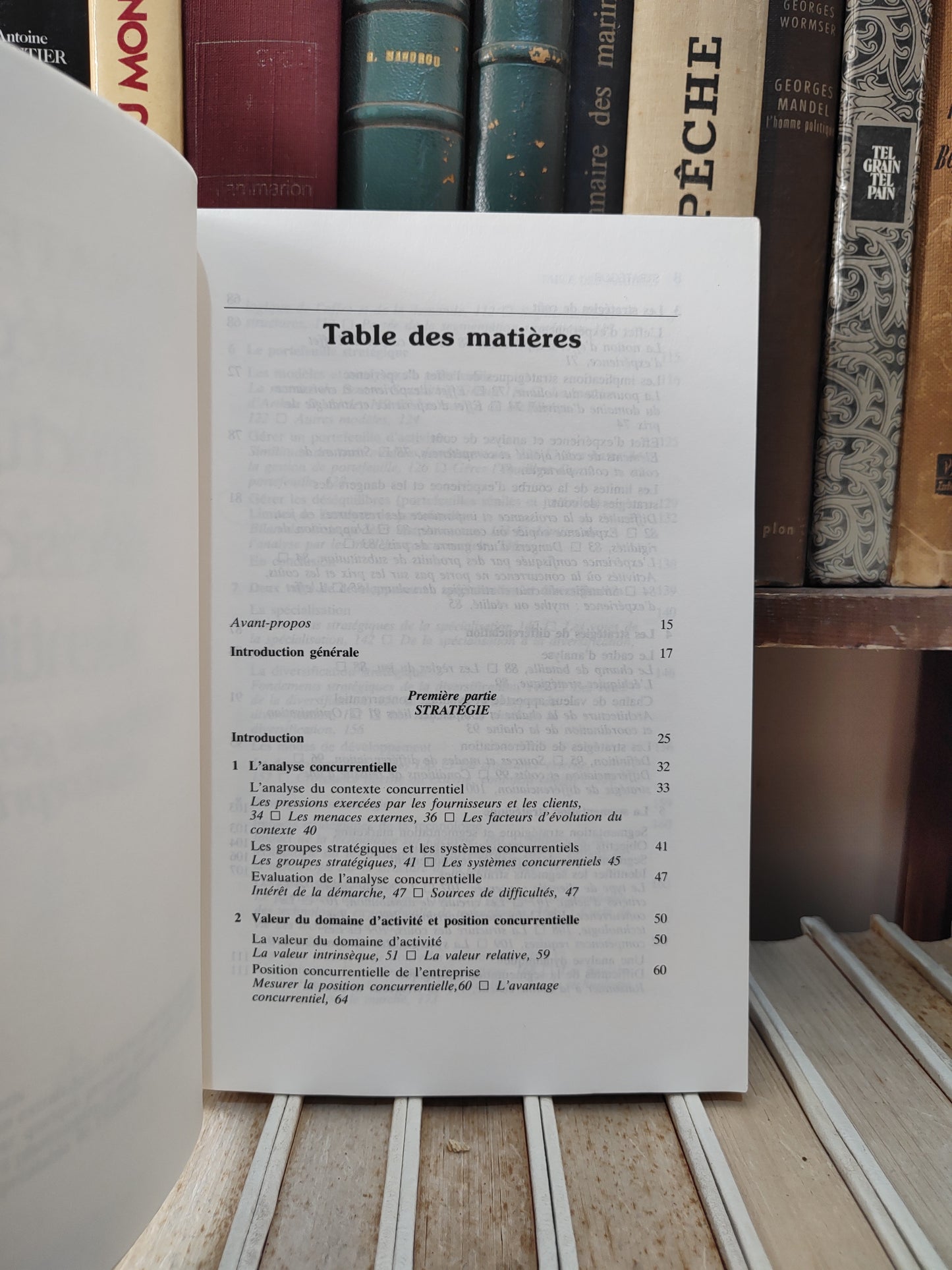 Strategor : Stratégie, structure, décision, identité ; Politique générale d'entreprise