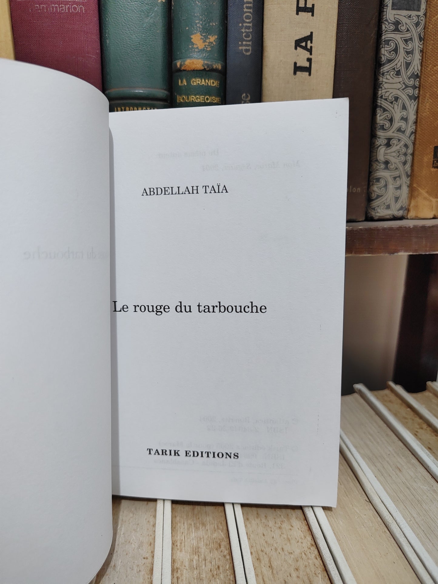 Taia - Le rouge du tarbouche