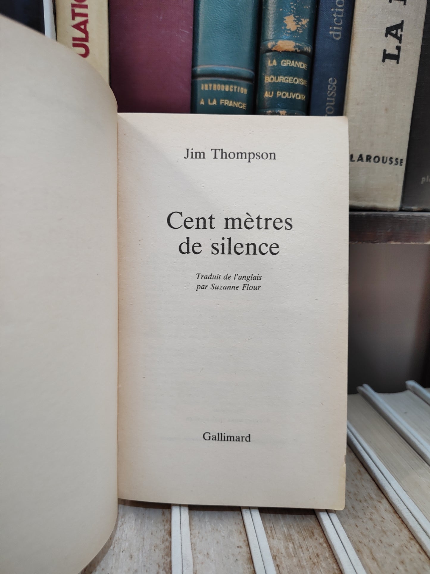 Thompson - Cent mètres de silence