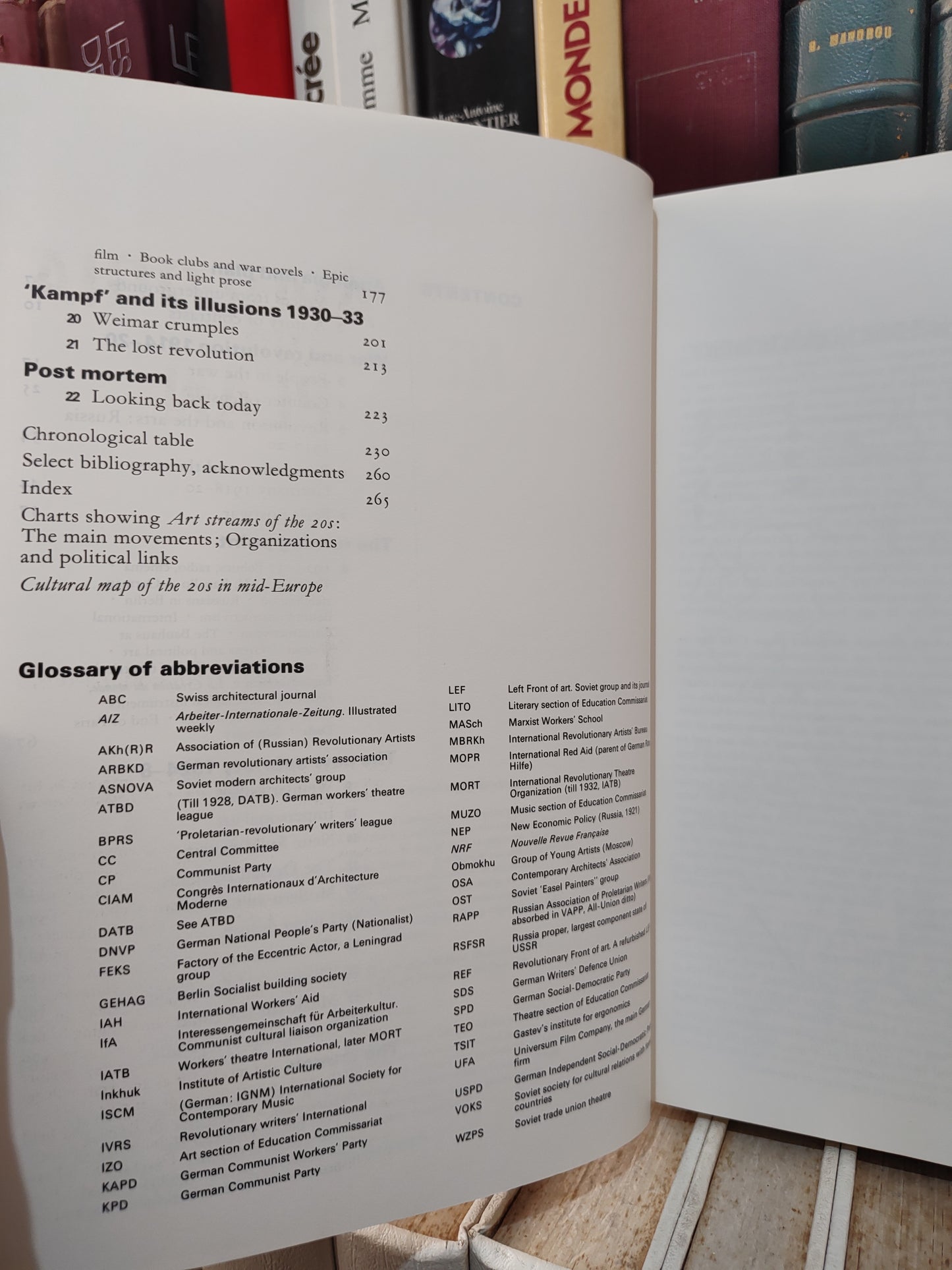 Willett - The new sobriety 1917 1933 : Art and poltics in the Weimar period