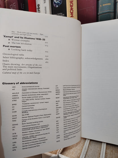 Willett - The new sobriety 1917 1933 : Art and poltics in the Weimar period