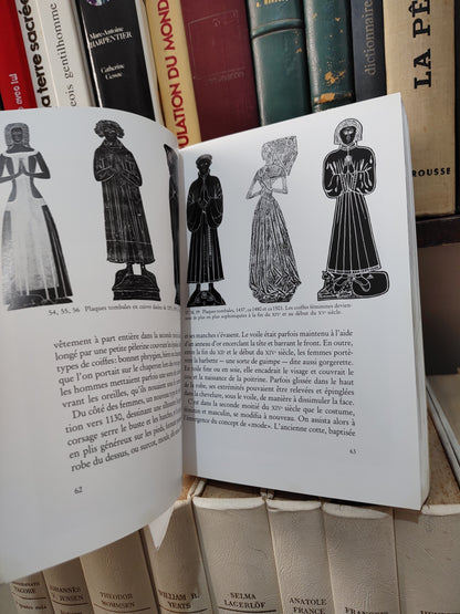 Laver - Histoire de la mode et du costume