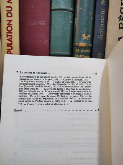 Montagu - La peau et le toucher un premier language