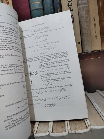 Dévoré - Cours de physique Électricité I