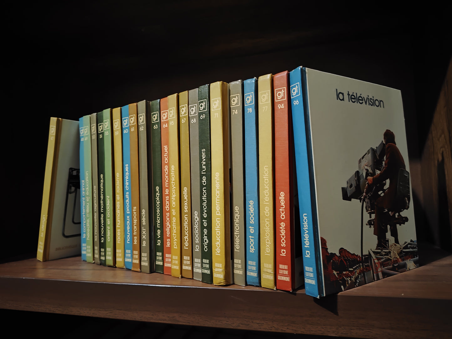22 tomes : Bibliothèque Laffont des grands thèmes