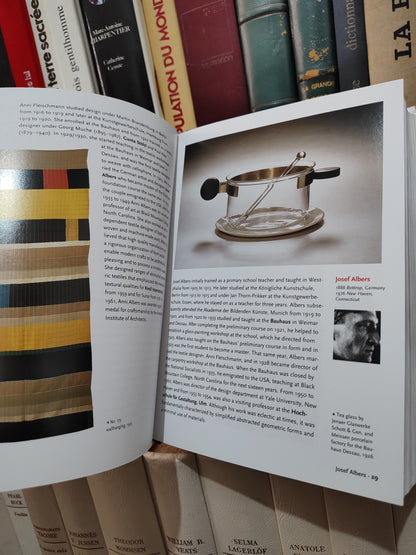 Charlotte - Design of the 20th century