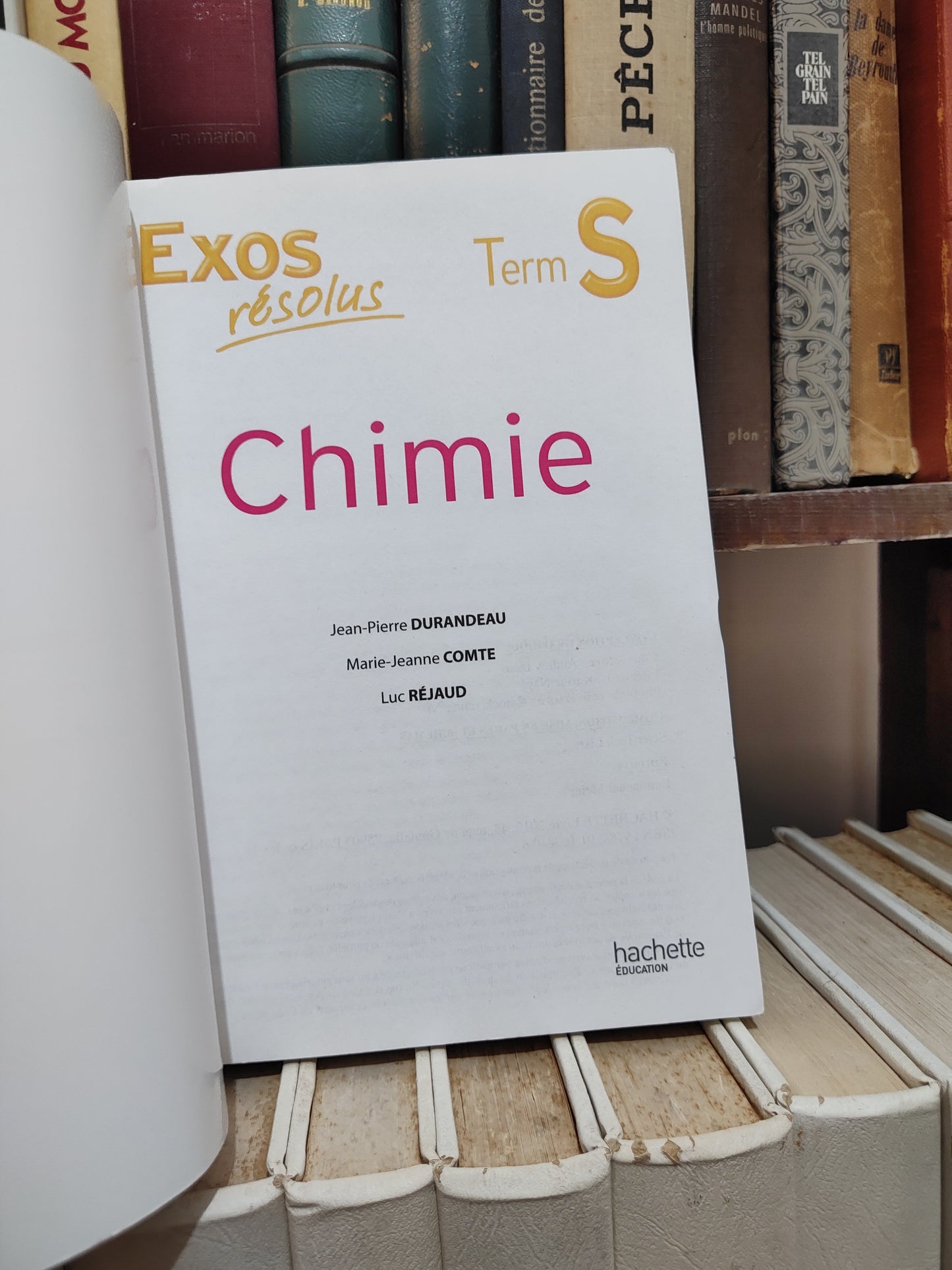 Exos résolu Chimie spécifique et spécialité Term S